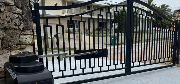 Swing Gate Opener with Keypad Gautier